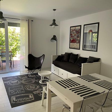 Apartament Biały w Rewalu Zewnętrze zdjęcie
